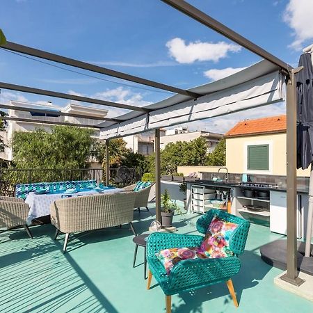 Вилла Boutique Triple House With Garden & Roof Terrace Сплит Экстерьер фото