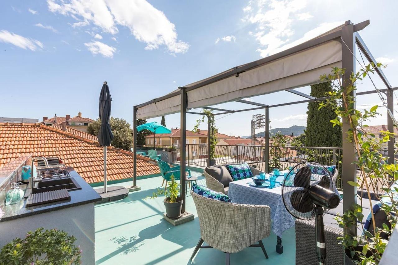 Вилла Boutique Triple House With Garden & Roof Terrace Сплит Экстерьер фото