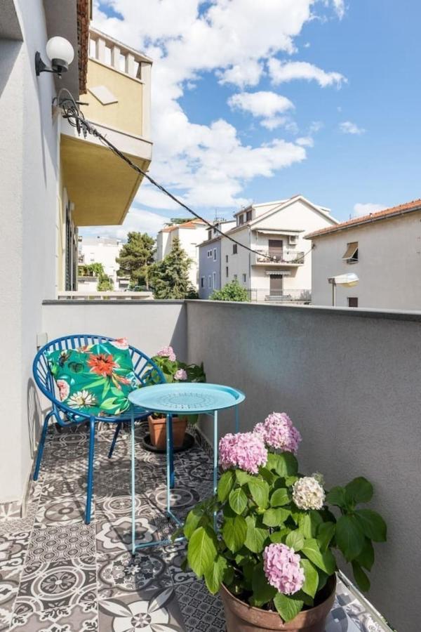 Вилла Boutique Triple House With Garden & Roof Terrace Сплит Экстерьер фото