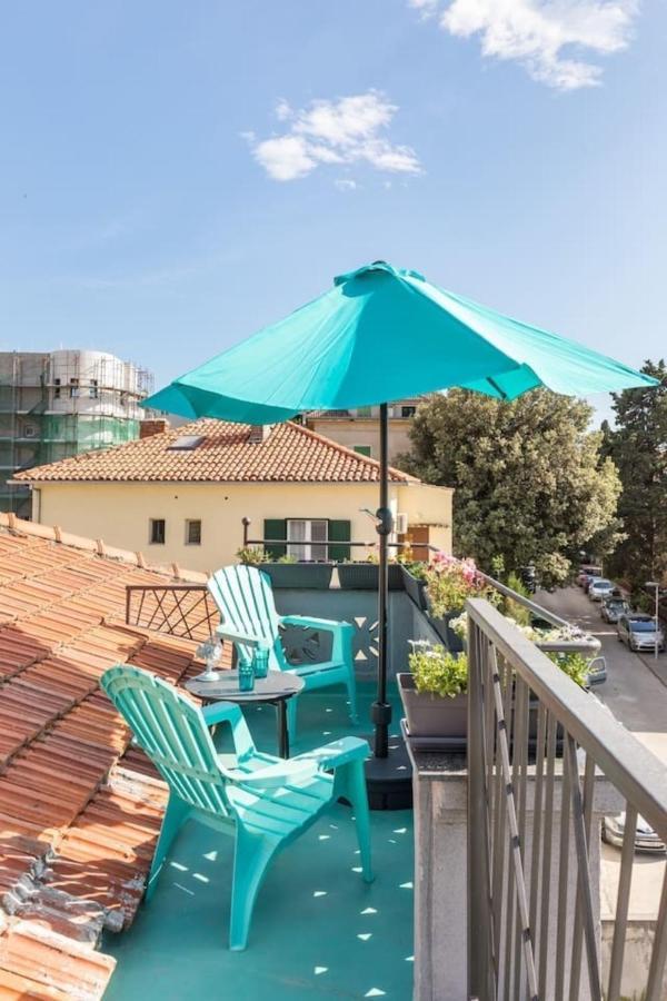Вилла Boutique Triple House With Garden & Roof Terrace Сплит Экстерьер фото